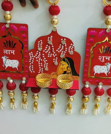 Red Jharokha Shubh Laabh Wall Hanging with T-Lights